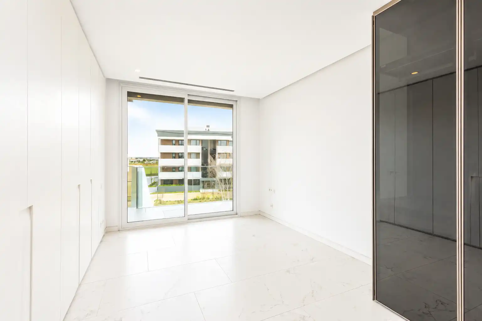 Schlafzimmer von Wohnung zur Miete in Pozuelo de Alarcón mit Klimaanlage, Heizung und Abstellraum