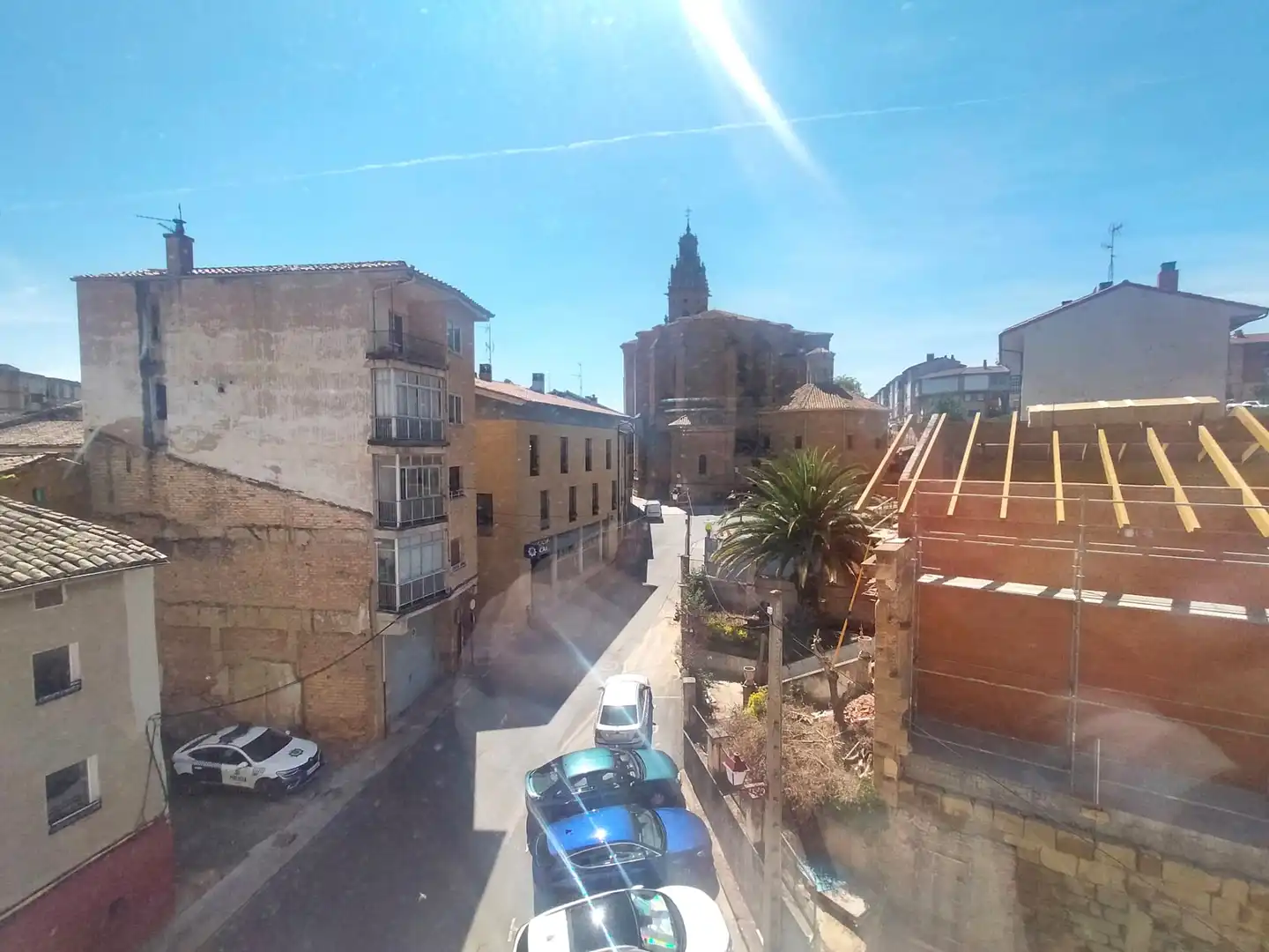 Vista exterior de Apartament en venda en Haro amb Calefacció, Terrassa i Moblat