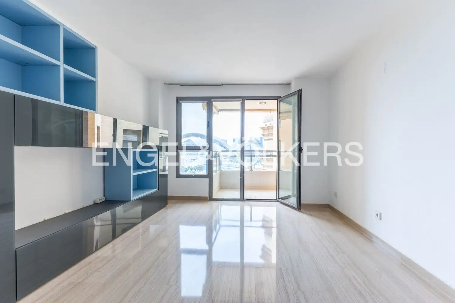 Balcony of Flat for sale in  Valencia Capital  with Air Conditioner, Heating and Private garden