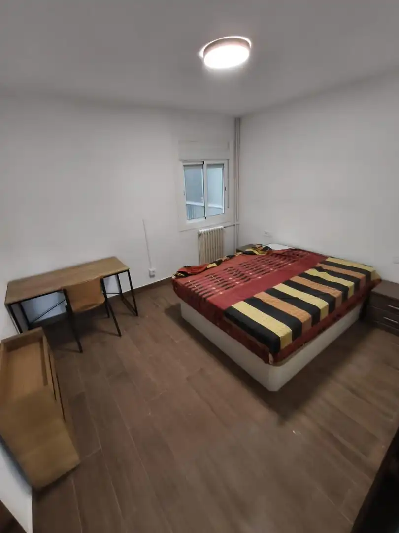 Wohnung zur Miete in Príncep de Viana - Clot -Xalets Humbert Torres