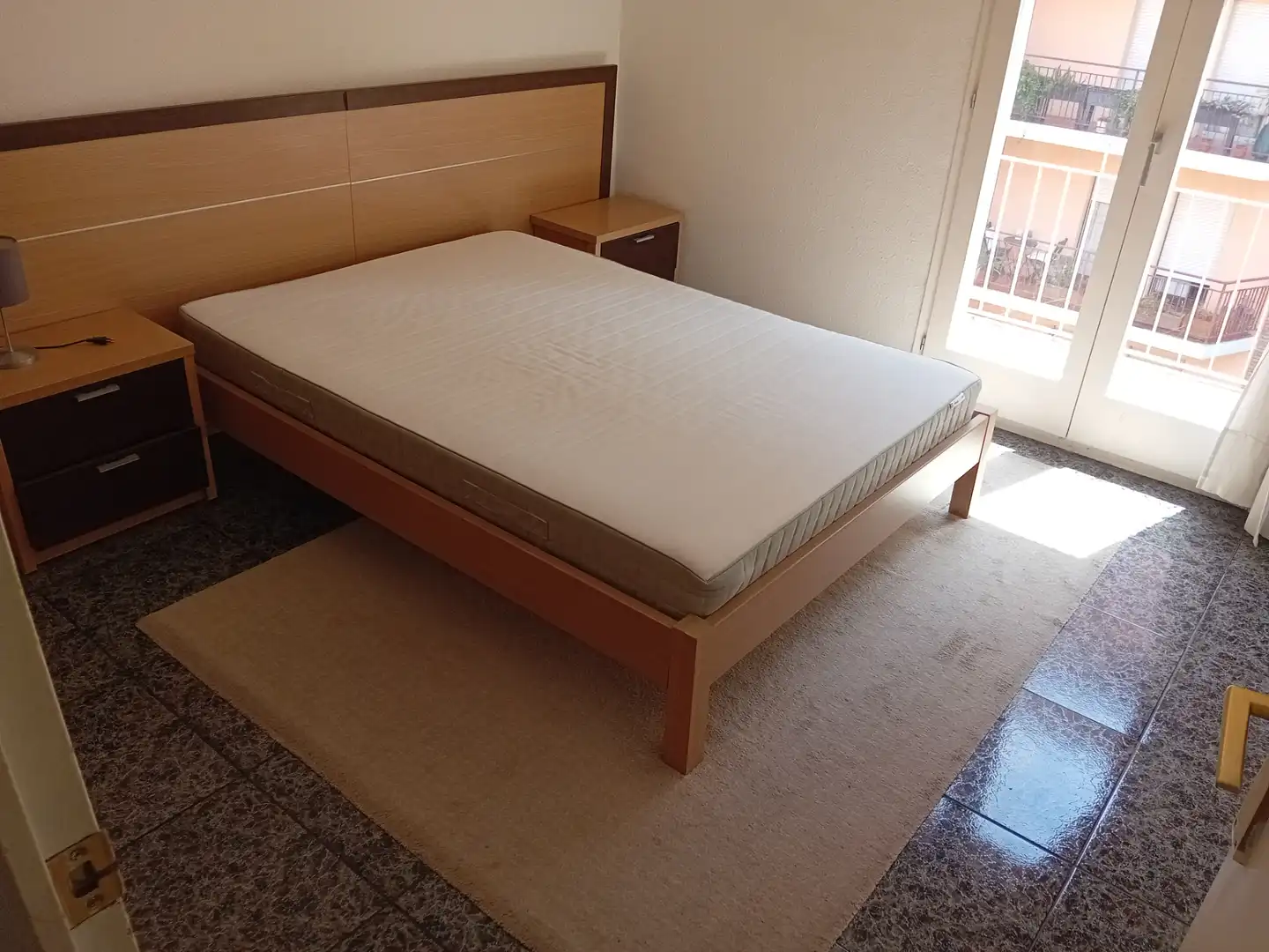 Bedroom of Flat for sale in Girona  with Air Conditioner, Heating and Terrace