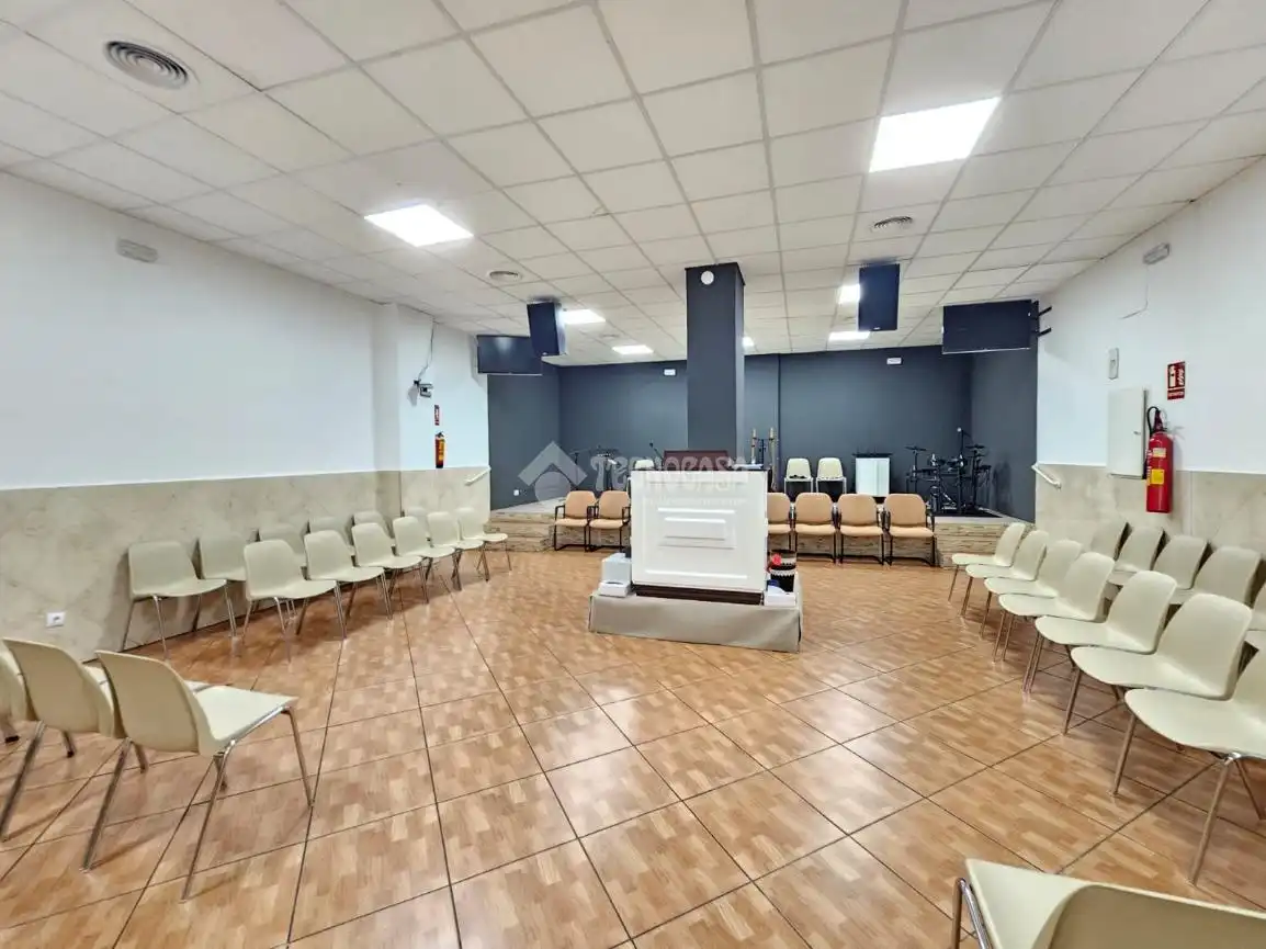 Local en venta en Carabanchel