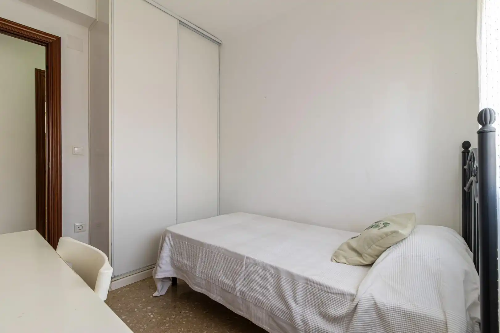 Bedroom of Flat for rent in Jerez de la Frontera  with Air Conditioner, Terrace and Furnished
