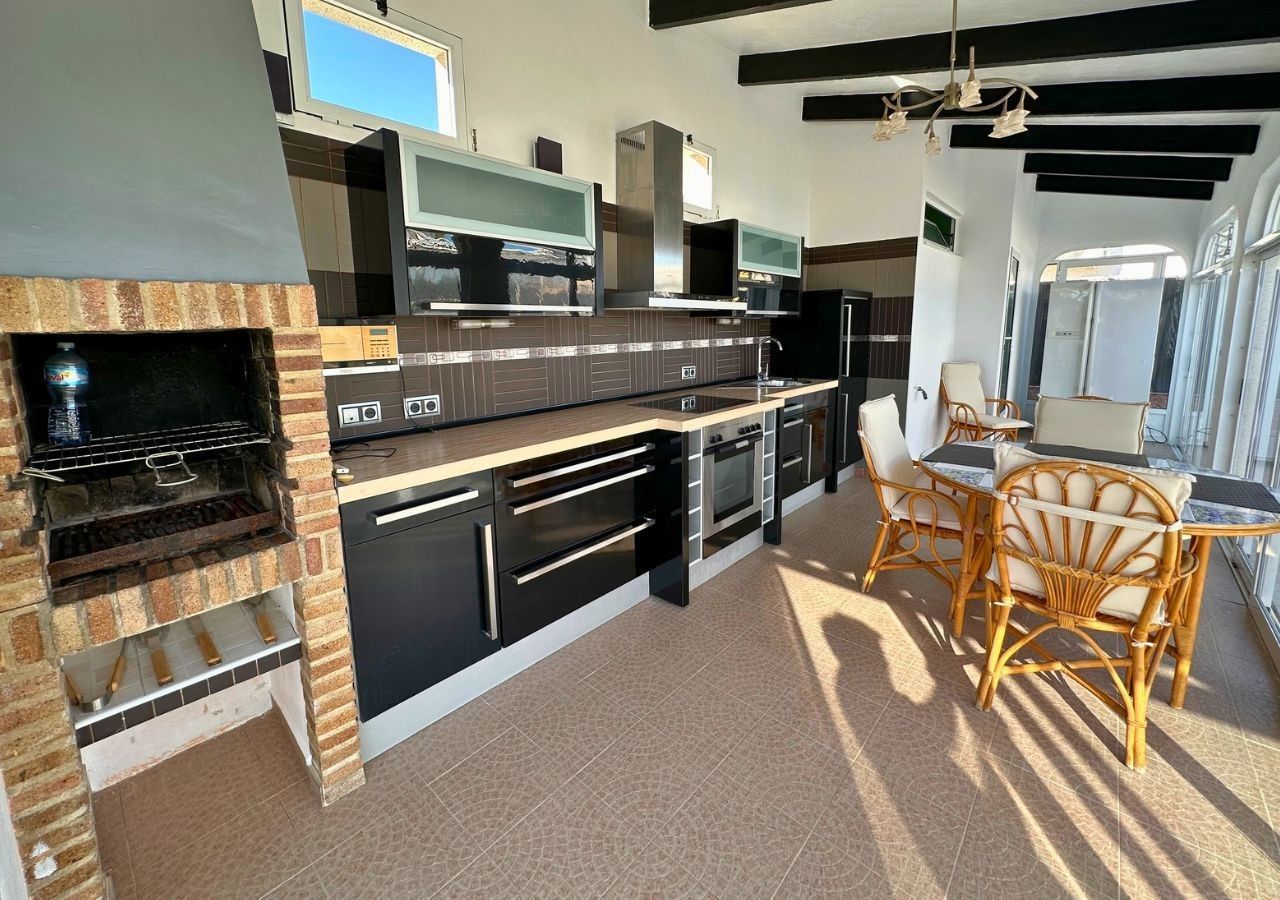 Kitchen of House or chalet to rent in Orihuela  with Air Conditioner, Heating and Private garden