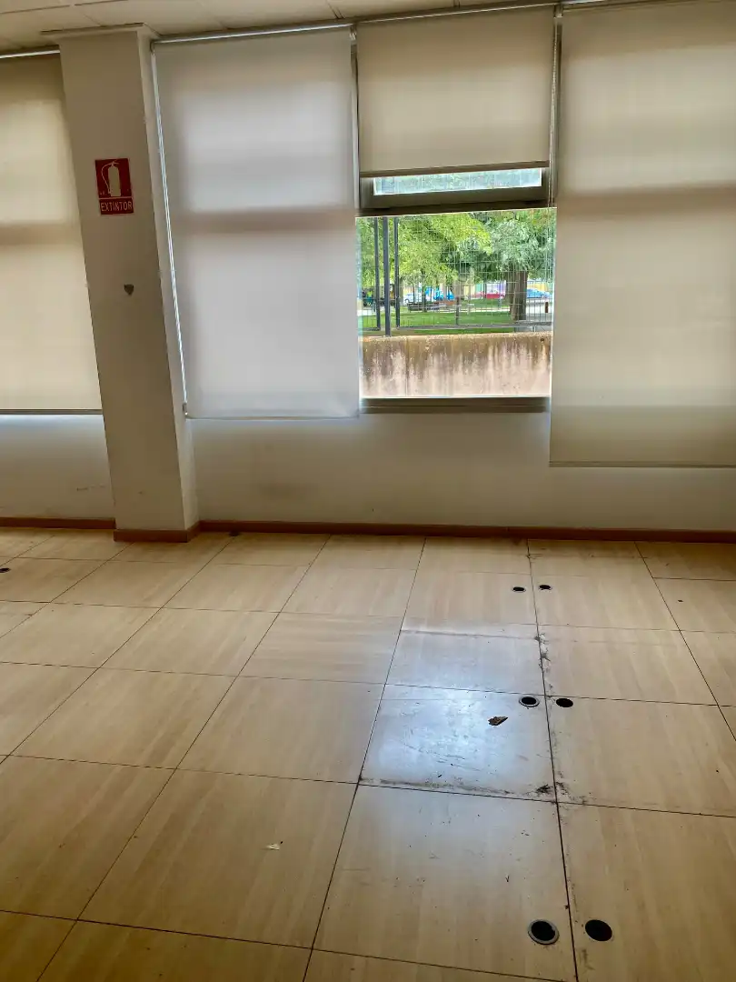 Local en venda en Albacete amb Aire condicionat, Calefacció i Moblat