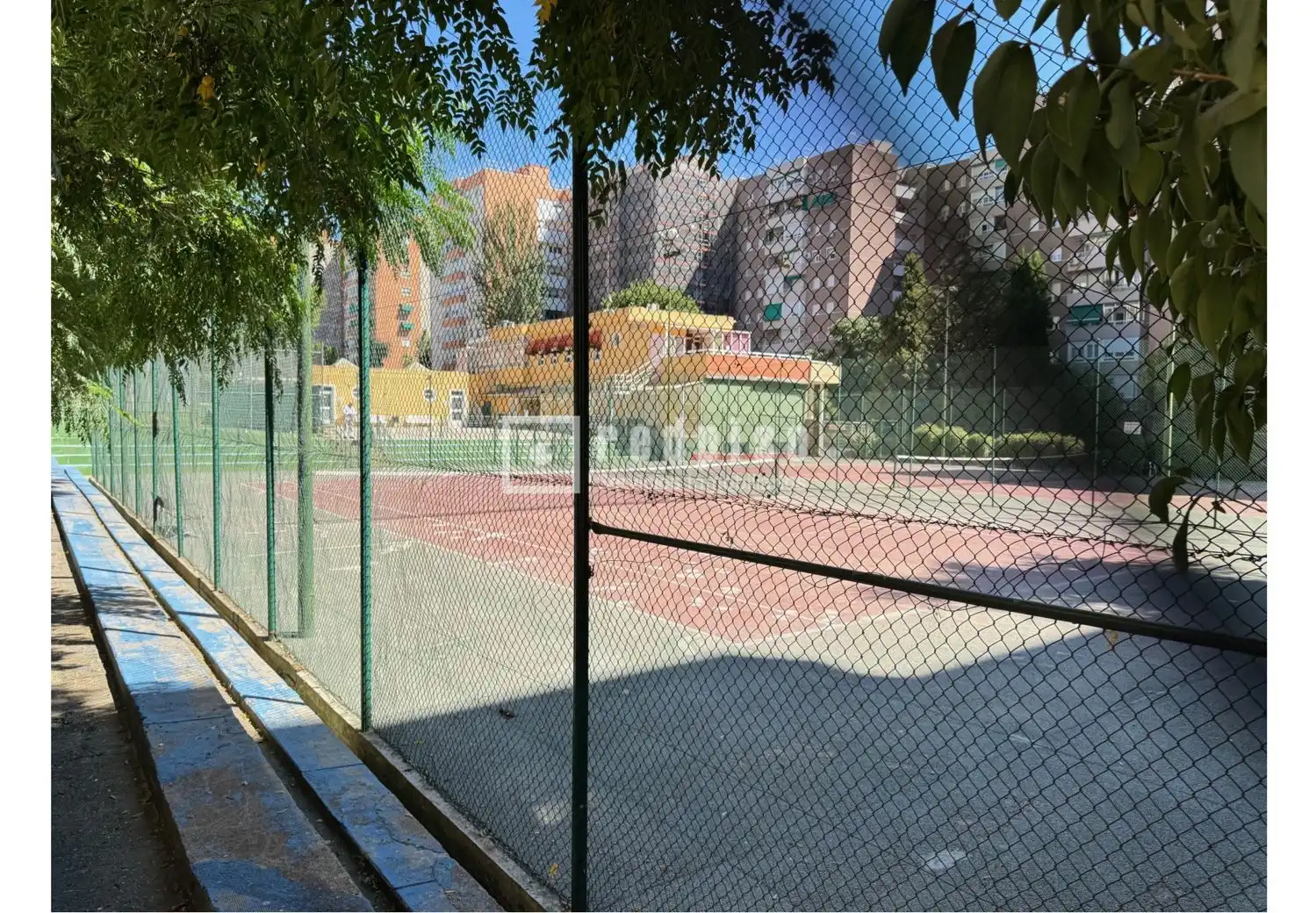 Parking de Piso en venta en Fuenlabrada con Aire acondicionado, Calefacción y Jardín privado