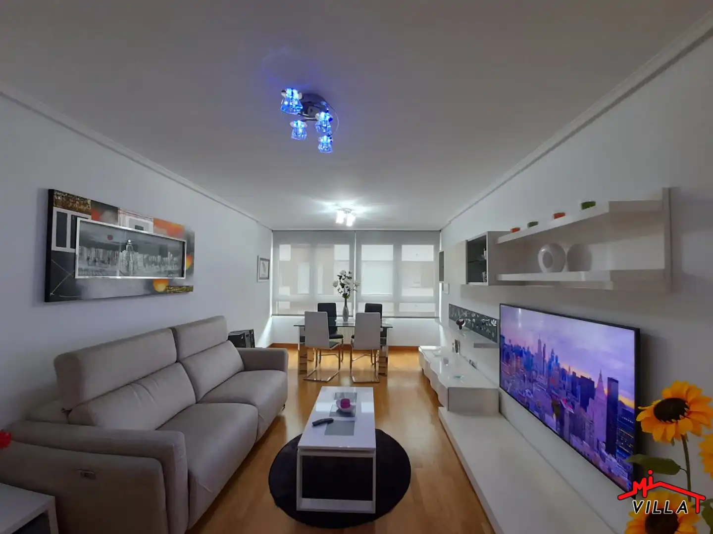 Sala de estar de Piso de alquiler en Bárcena de Cicero con Calefacción, Amueblado y Balcón