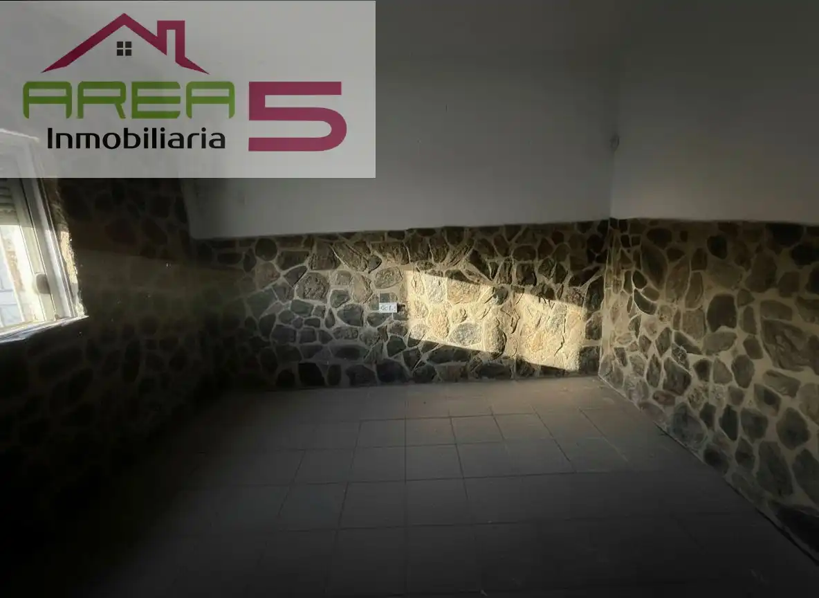 Casa adosada en venta en Santa Marta
