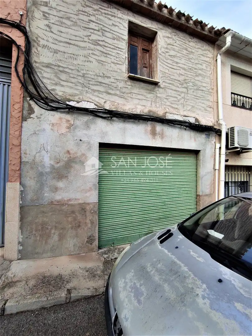 Locale commerciale in vendita a Algueña