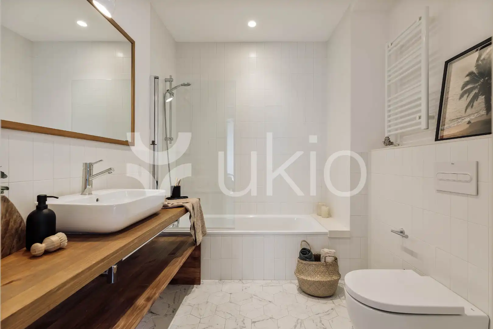 Bany de Apartament de lloguer en Barcelona amb Aire condicionat, Calefacció i Terrassa