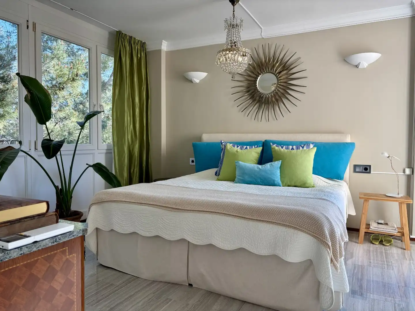 Schlafzimmer von Dachboden zum Verkauf in Calvià mit Klimaanlage, Heizung und Terrasse