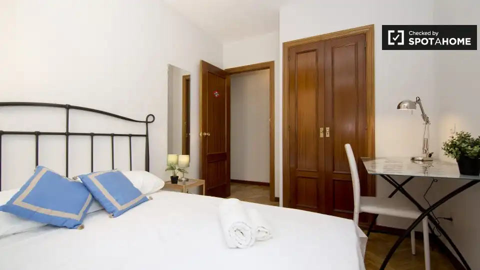 Room in Madrid, Madrid