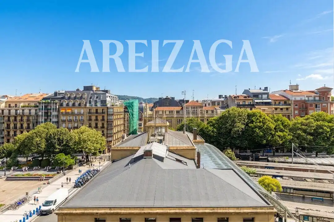 Vista exterior de Ático en venta en Donostia - San Sebastián  con Calefacción y Amueblado