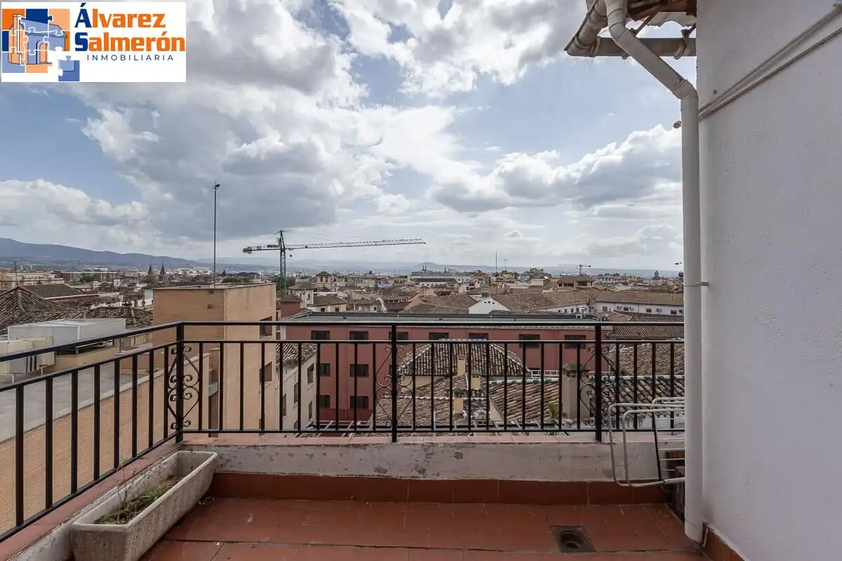 Terrasse von Wohnung zum Verkauf in Granada mit Terrasse
