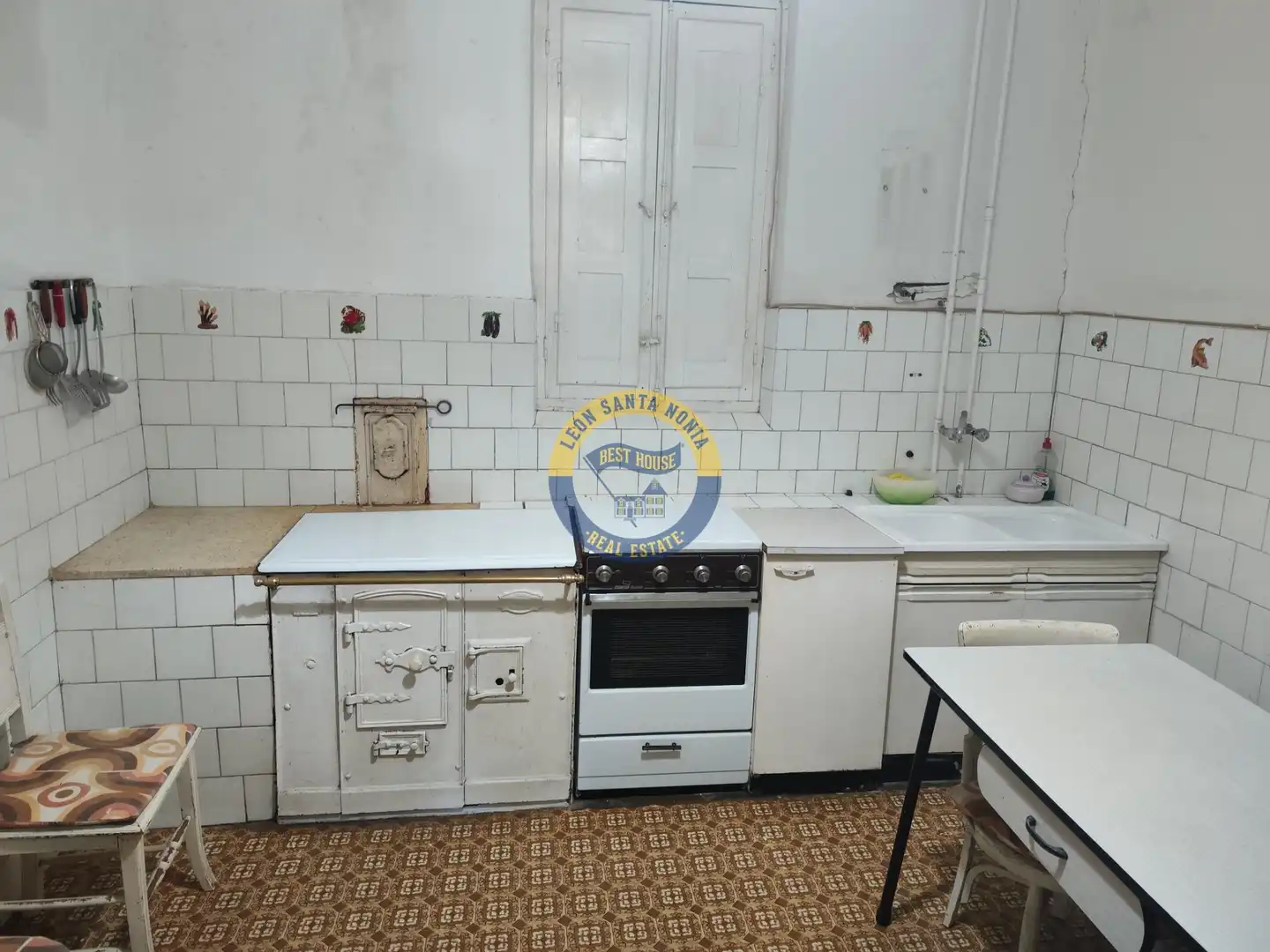 Küche von Haus oder Chalet zum Verkauf in León Capital  mit Privatgarten