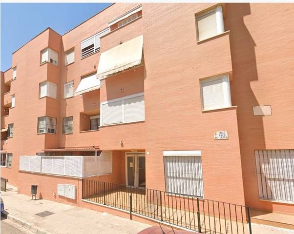 Piso en Venta en Calle Paco de Lucia en Camas