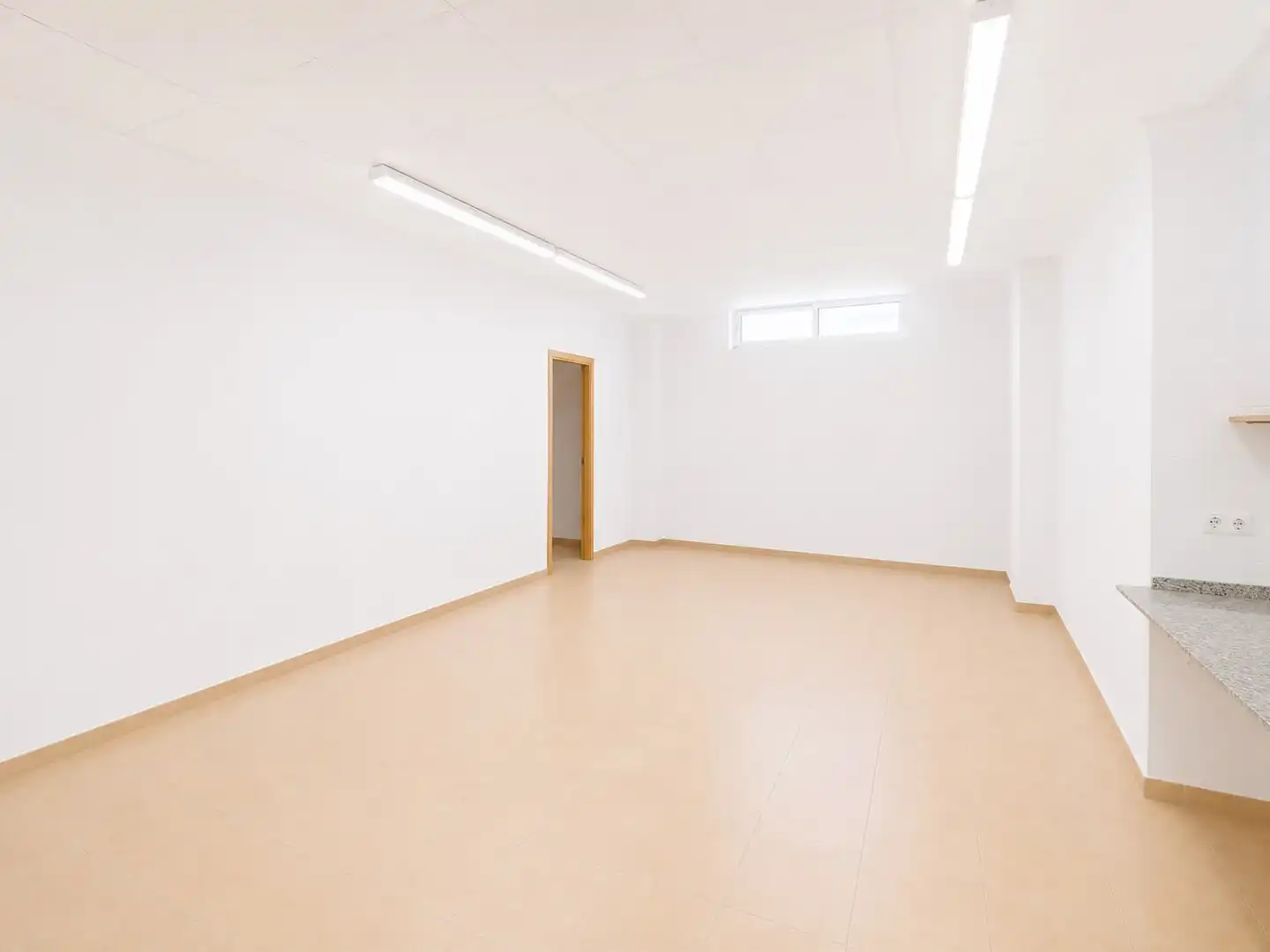 Local commercial à vendre à Miami Platja, imagen 10