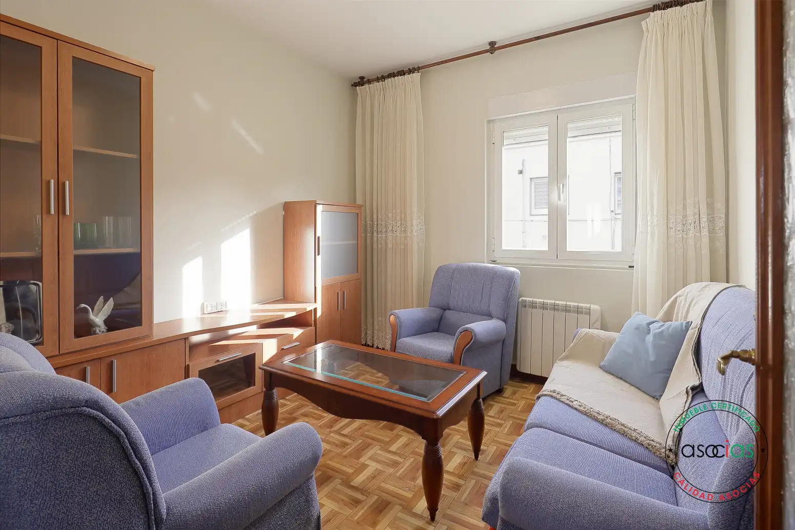 Sala de estar de Piso en venta en Gijón  con Calefacción y Amueblado