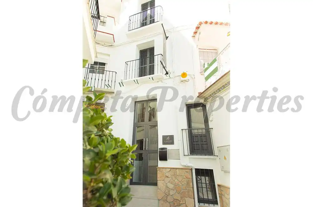 Vista exterior de Casa o chalet en venta en Cómpeta con Aire acondicionado, Terraza y Amueblado