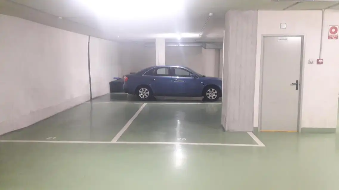 Aparcament en venda a C/ Mendaña de Neyra, imagen 2