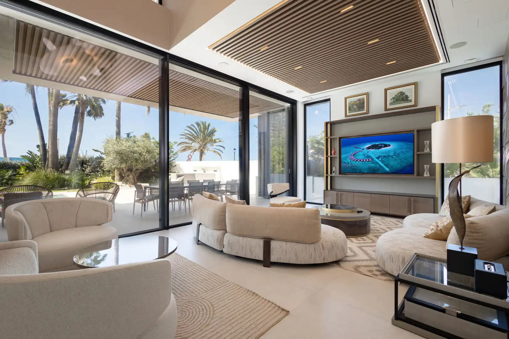 Sala de estar de Casa o chalet en venta en Marbella con Aire acondicionado, Terraza y Trastero