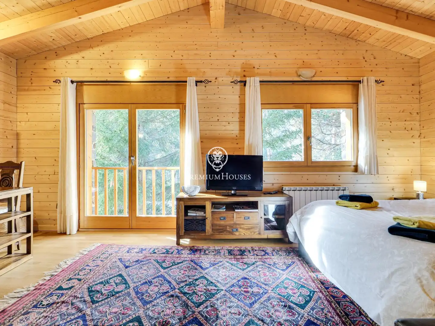 Sala d'estar de Casa o xalet en venda en Alp amb Calefacció, Jardí privat i Parquet