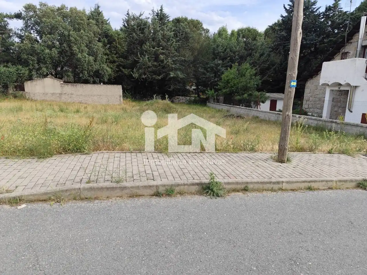 Residencial en venta en Navalperal de Pinares