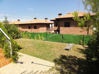Casa-chalet en Venta en SALVATIERRA AGURAIN en Oyón-Oion