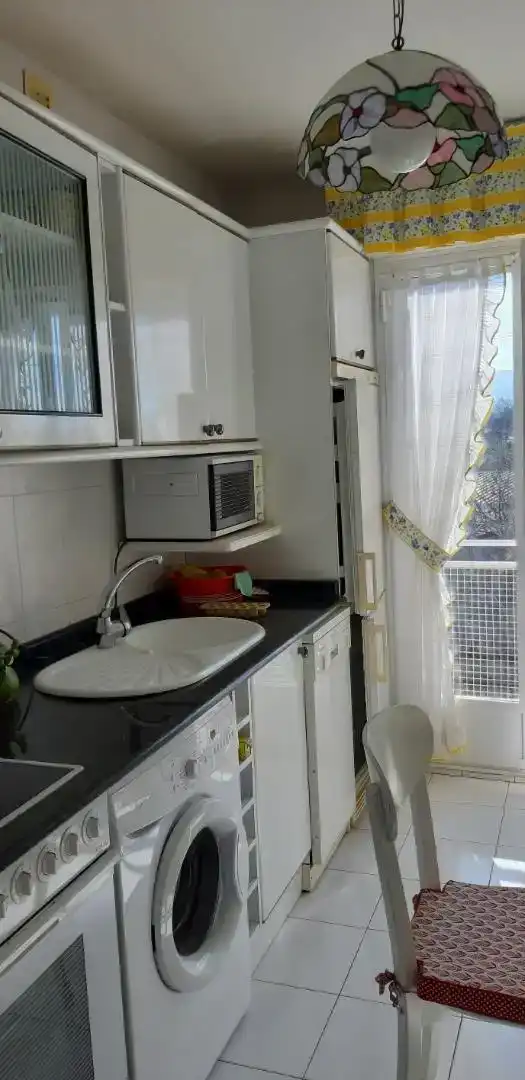 Cocina de Piso en venta en Huércanos con Amueblado, Horno y Lavadora
