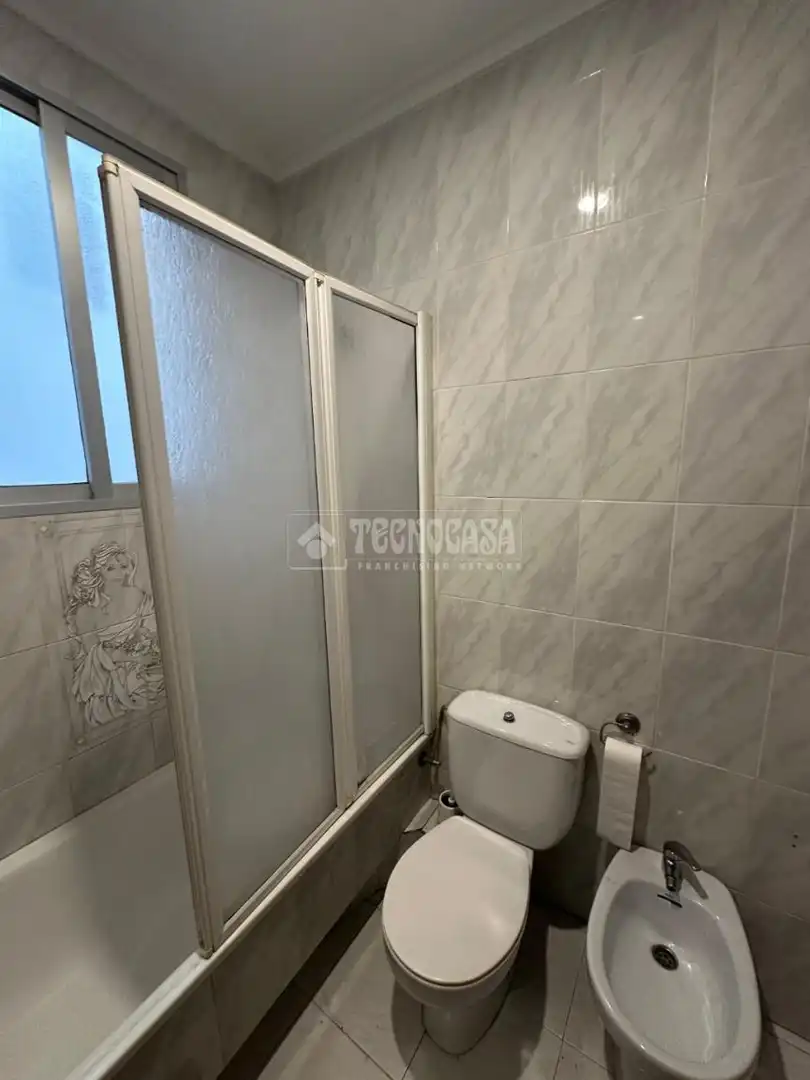 Baño de Piso en venta en Valencia con Balcón