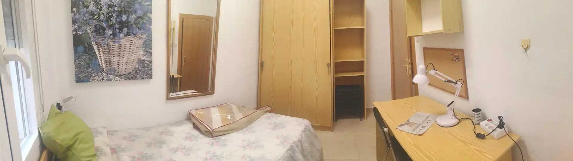Habitación de Piso de alquiler en Zaragoza con Calefacción, Amueblado y Horno