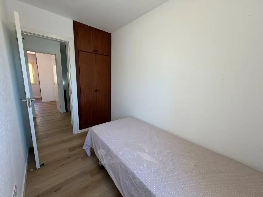 Dormitori de Casa o xalet en venda en Cambrils amb Piscina comunitària