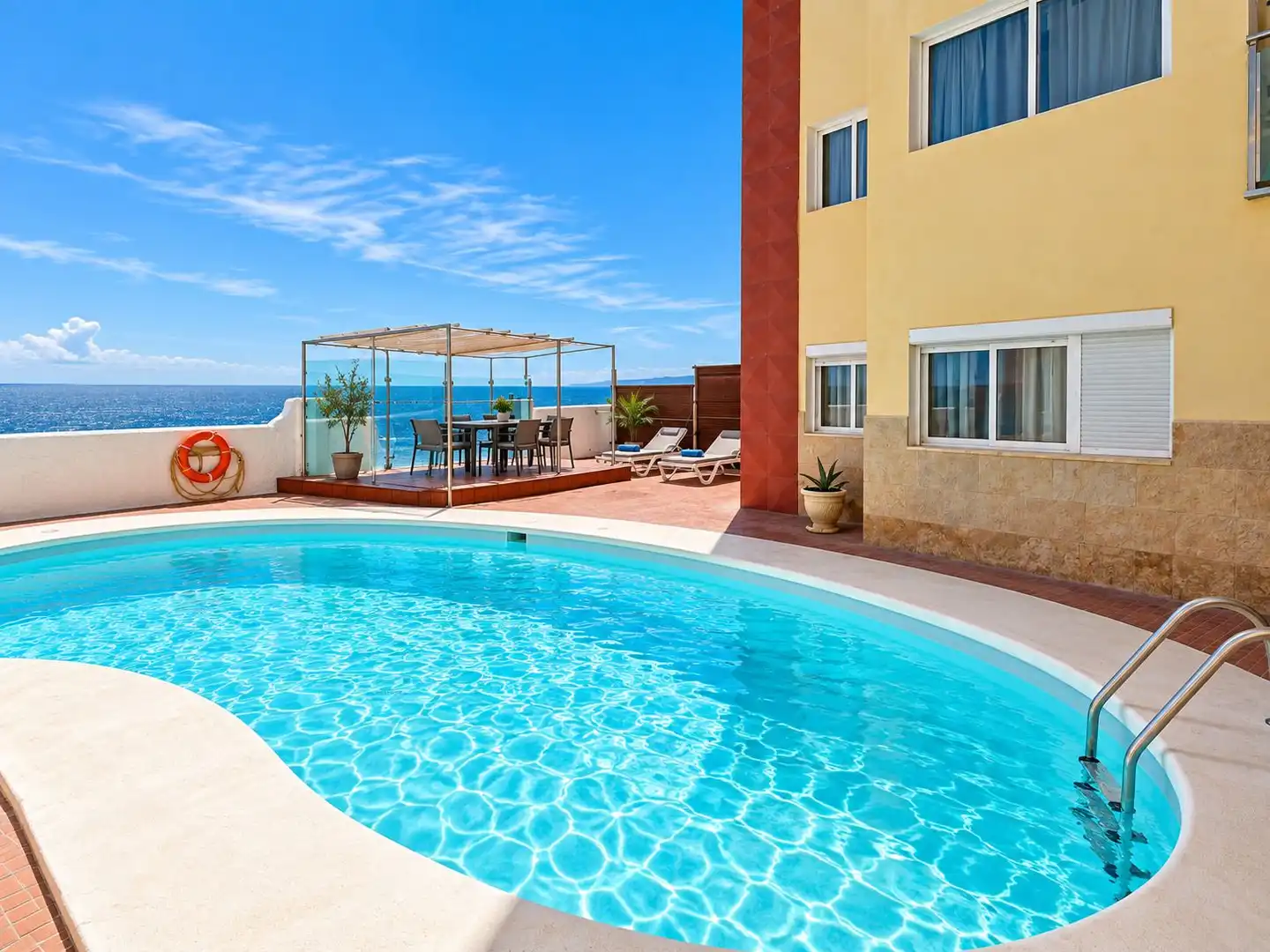 Piscina de Apartamento en venta en San Bartolomé de Tirajana con Terraza, Amueblado y Piscina comunitaria
