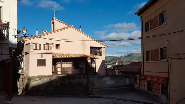 Finca rústica en Venta en Calle Mesón en Ademuz