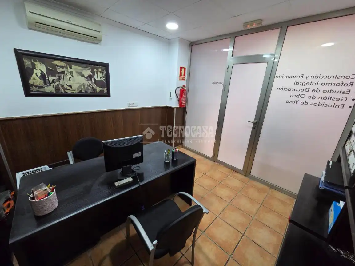 Oficina de alquiler en Juzgados