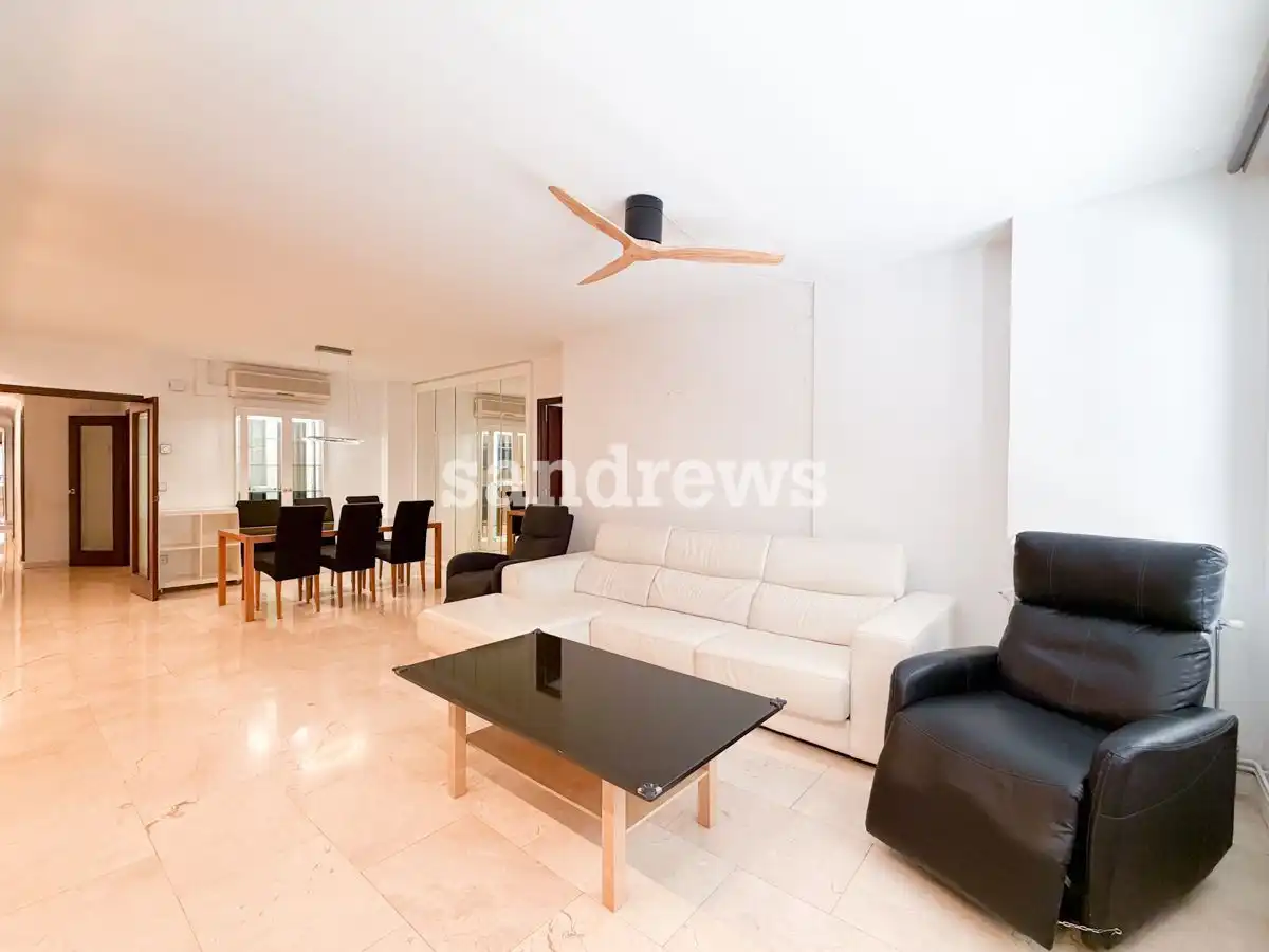 Exterior view of Flat for sale in Figueres  with Air Conditioner, Heating and Terrace