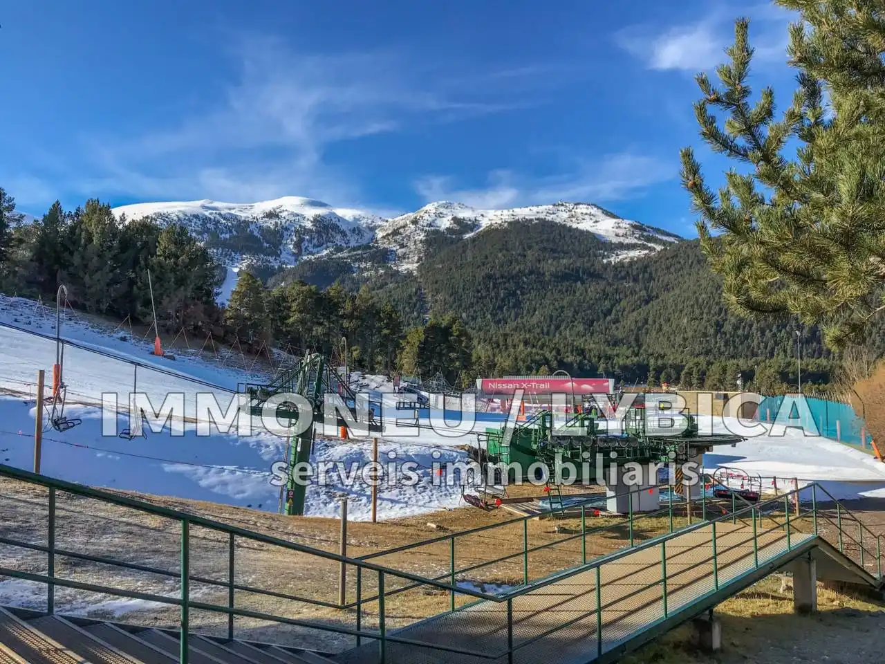 Local en venta en Alp