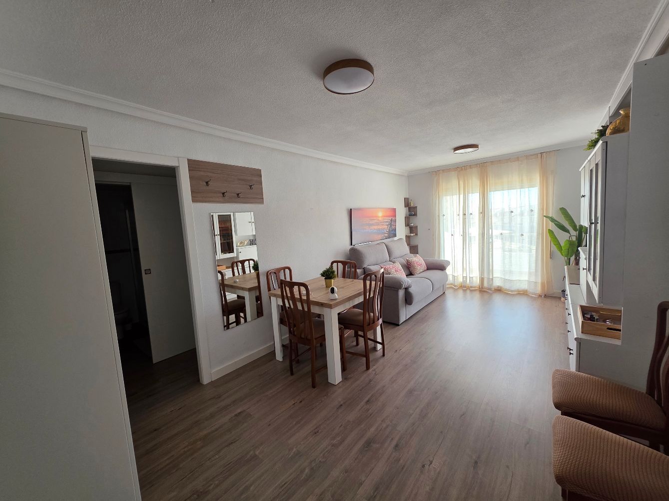 Dormitori de Apartament en venda en La Manga del Mar Menor amb Moblat, Balcó i Alarma