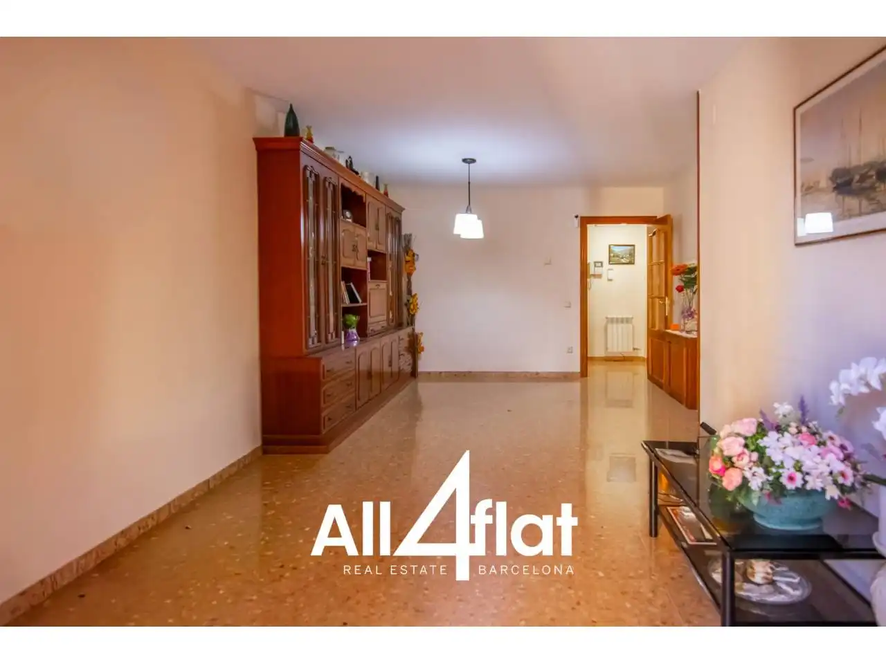 Außenansicht von Wohnung zum Verkauf in Viladecans mit Klimaanlage, Heizung und Balkon