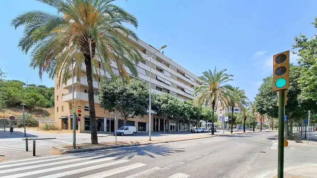 Vista exterior de Piso en venta en Mataró con Aire acondicionado, Calefacción y Piscina