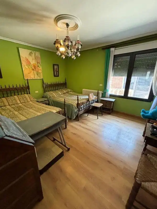 Dormitori de Casa o xalet en venda en Valladolid amb Traster i Piscina comunitària