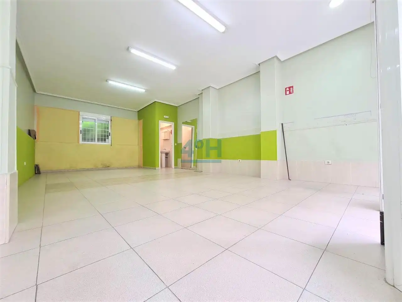 Commercial properties for rent in Ourense Capital 