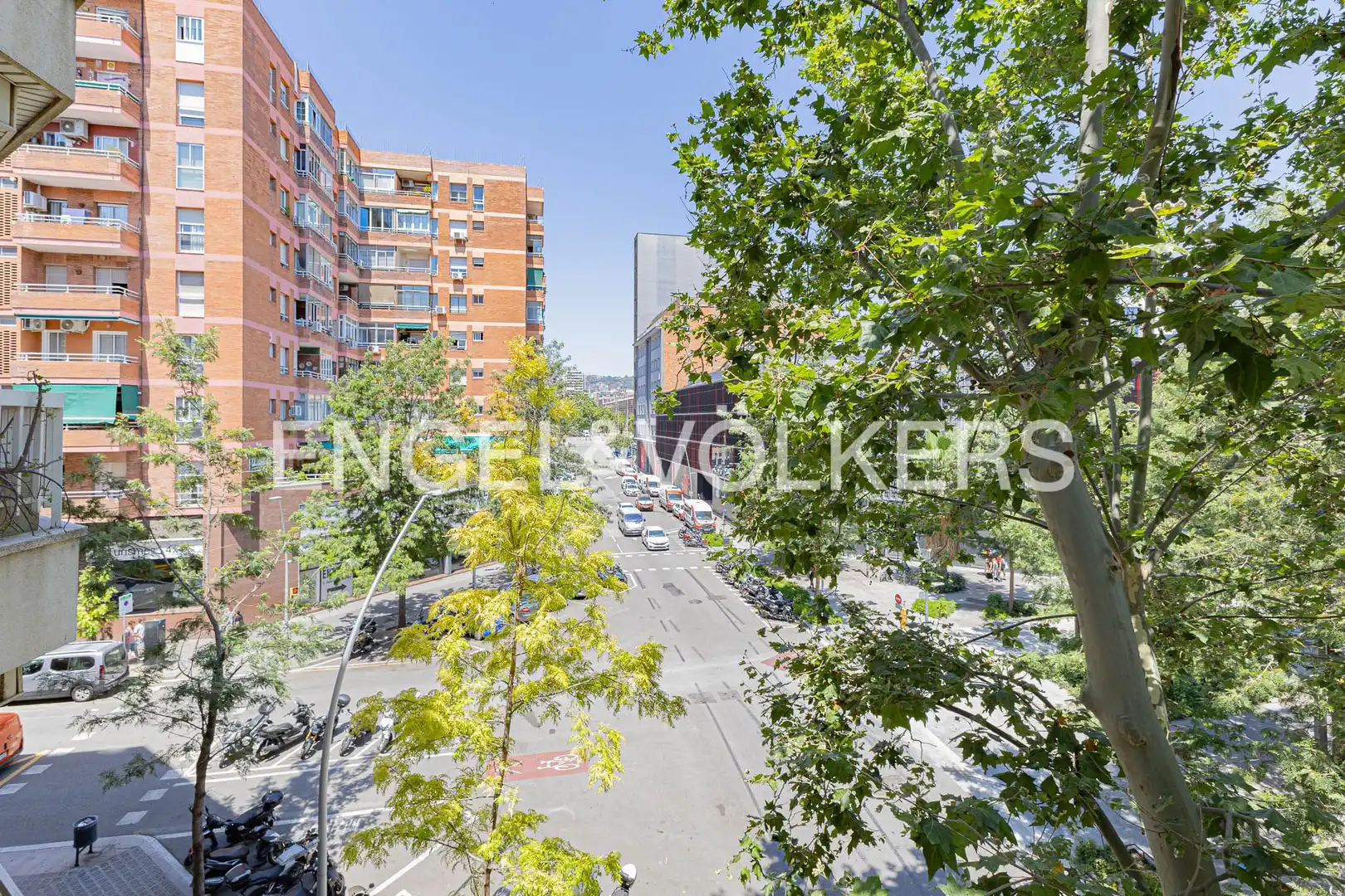Exterior view of Flat for sale in Barcelona  with Air Conditioner, Heating and Parquet flooring