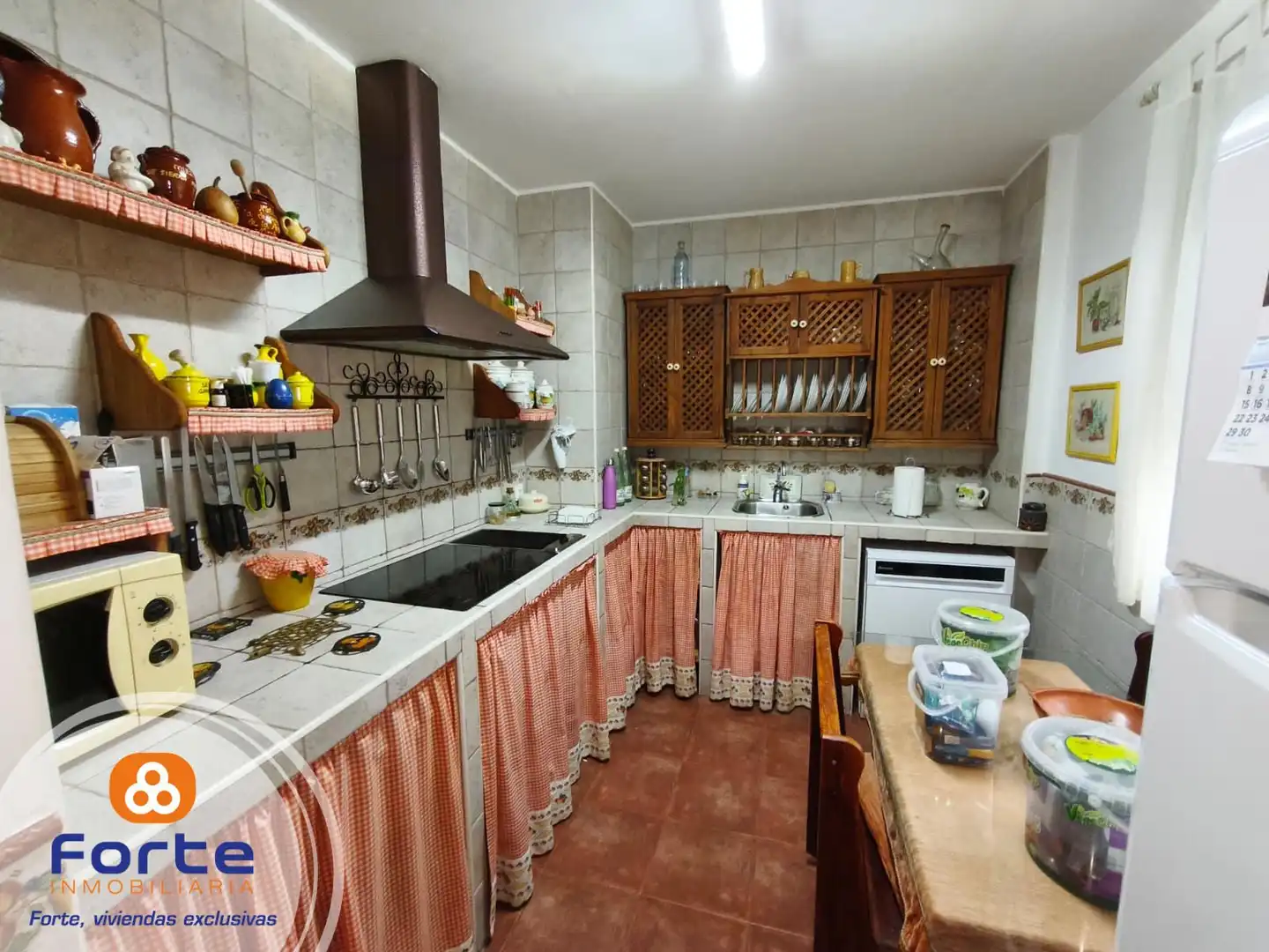 Kitchen of Houses for sale in Córdoba  with Air Conditioner, Heating and Furnished