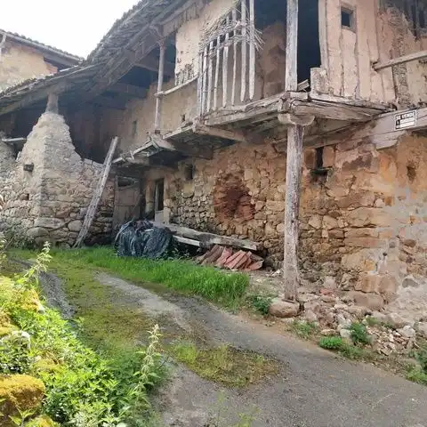 Casa en venta en San Martín de Grazanes, imagen 2