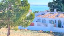 Vista exterior de Apartament en venda en Alcanar amb Jardí privat, Terrassa i Alarma