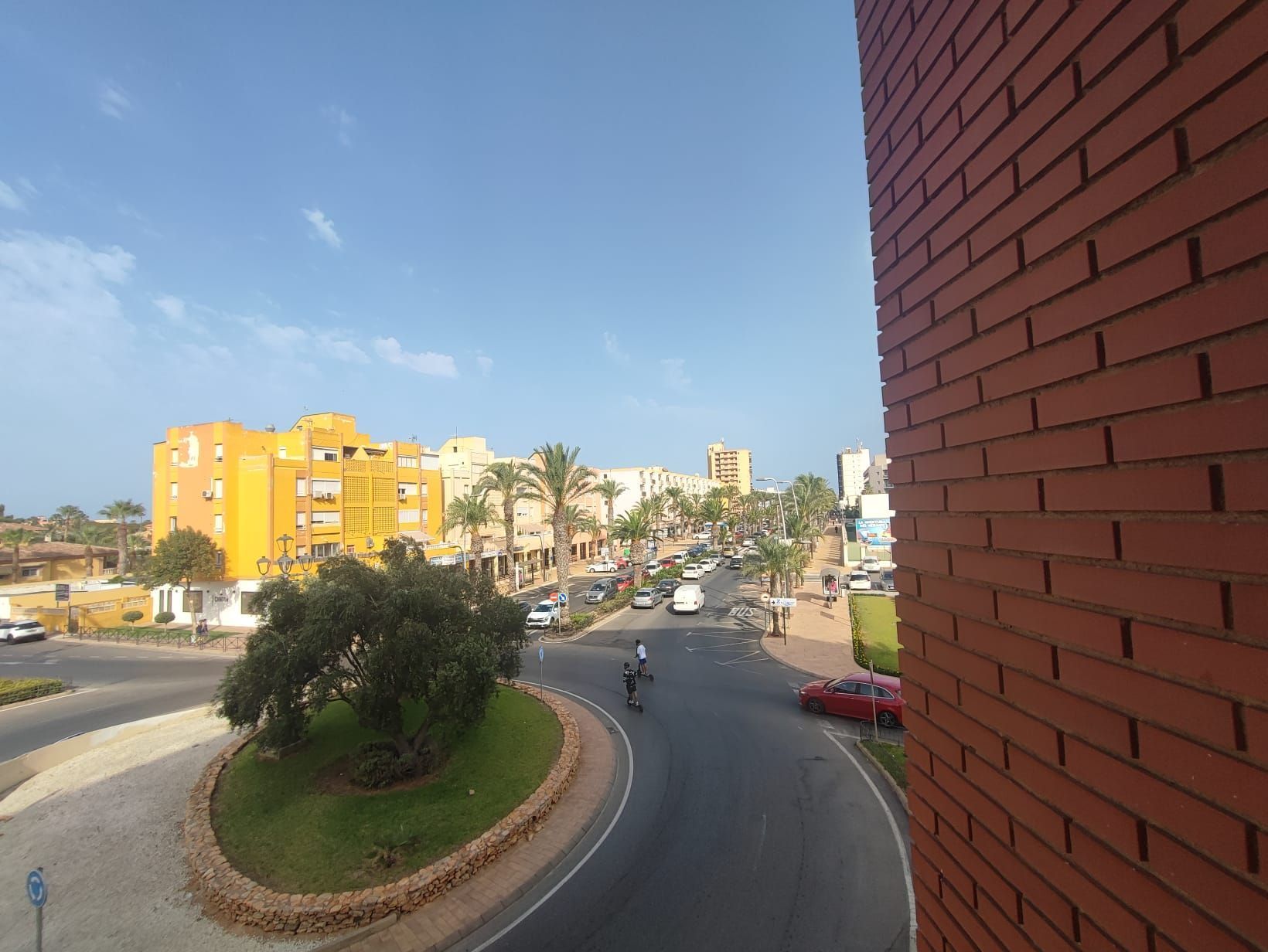 Vista exterior de Pis en venda en Roquetas de Mar