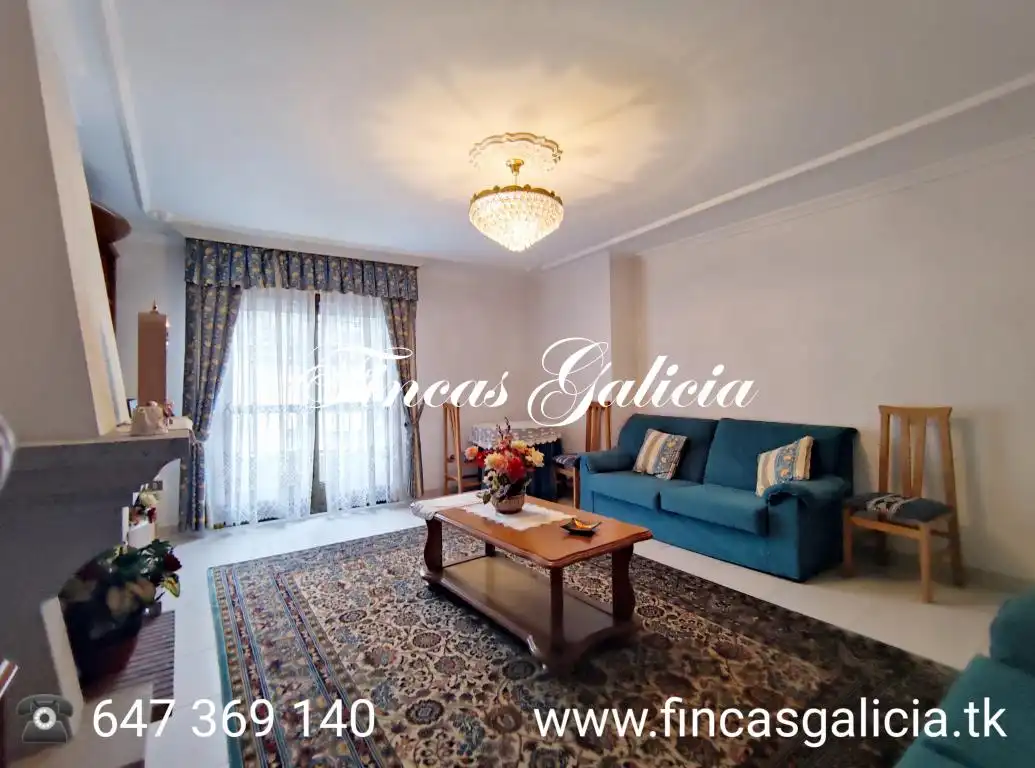 Sala de estar de Piso en venta en Verín con Amueblado y Balcón