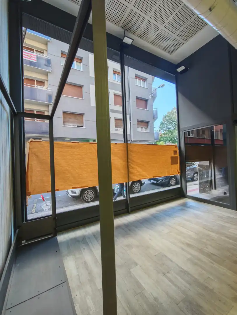 Local comercial de lloguer a Juan Antonio Abasolo Kalea 10, imagen 6