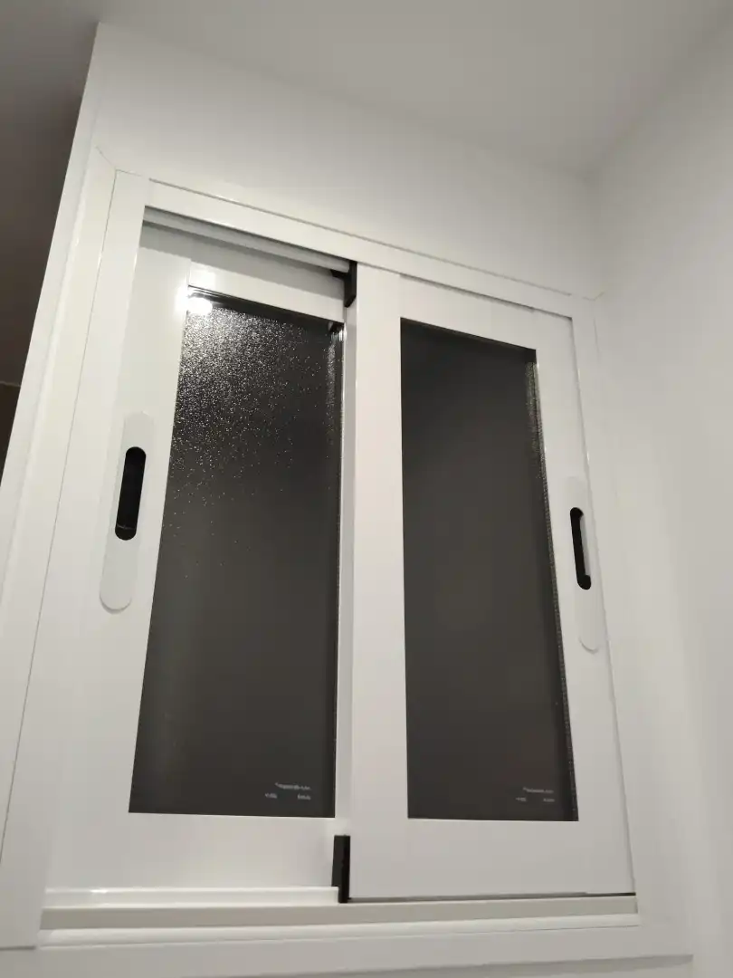 Habitación de Piso en venta en Rubí con Calefacción, Horno y Balcón